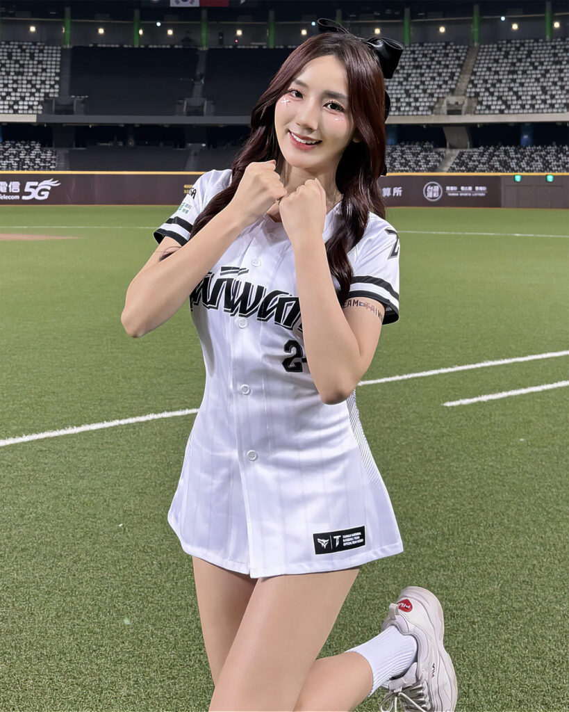 CT AMAZE 沛沛，味全龍啦啦隊 Dragon Beauties 小龍女成員。